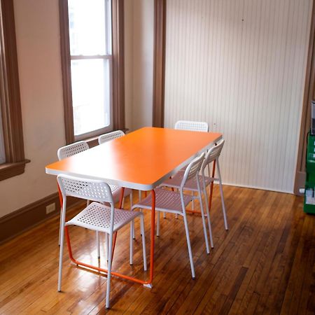 My Cousins Place 벌링턴 외부 사진